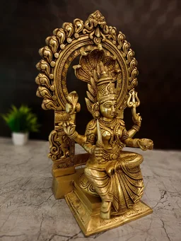 DecorsOne Brass Karumaari Amman Idol 17"