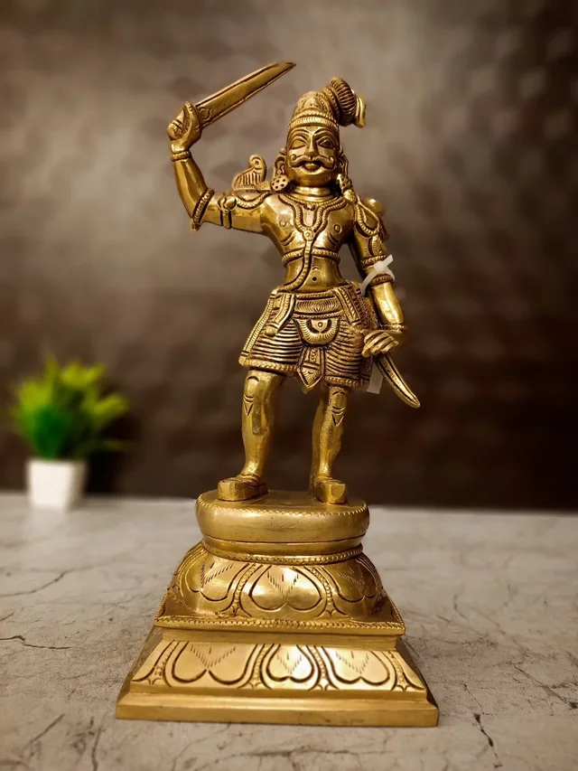 DecorsOne Brass karupparayan Idol 12"