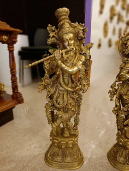 DecorsOne Brass Krishna Idol 30"