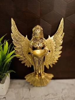 DecorsOne Brass Pavai Diya Wall Mount - 8.5"