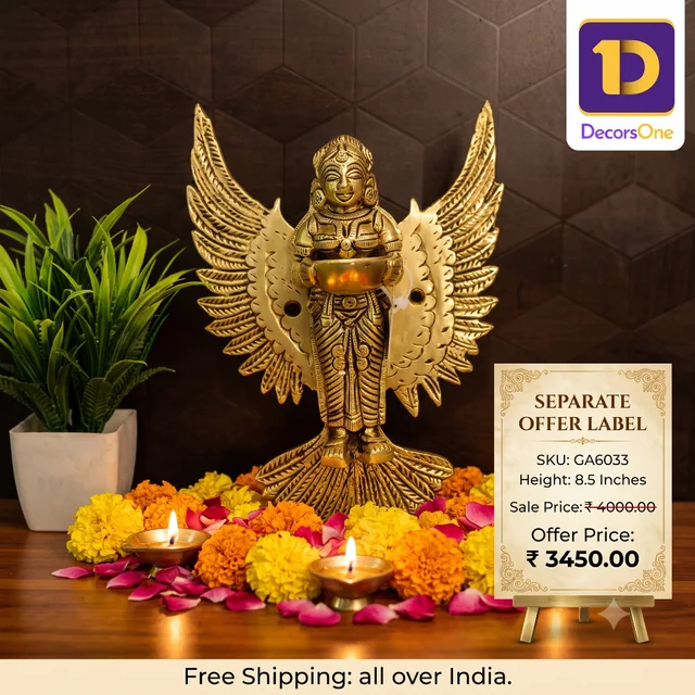 DecorsOne Brass Pavai Diya Wall Mount - 8.5"