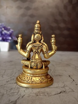 DecorsOne Brass Lakshmi Idol
