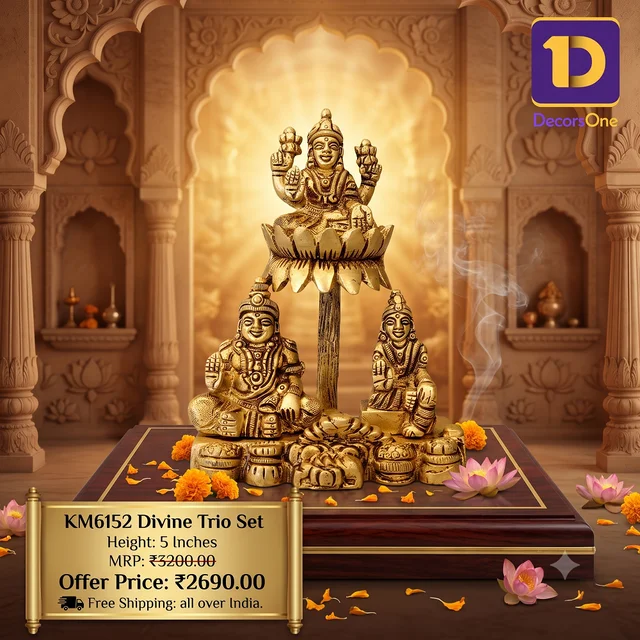 DecorsOne Brass Lakshmi Kuberar Idol