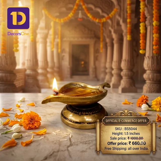 DecorsOne Brass Leaf Diya 1.5″