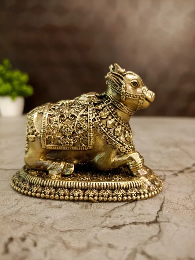 DecorsOne Brass Fine Art Nandhi Idol 2.5″