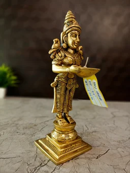 DecorsOne Brass Pavai Diya -Idol 9.5"