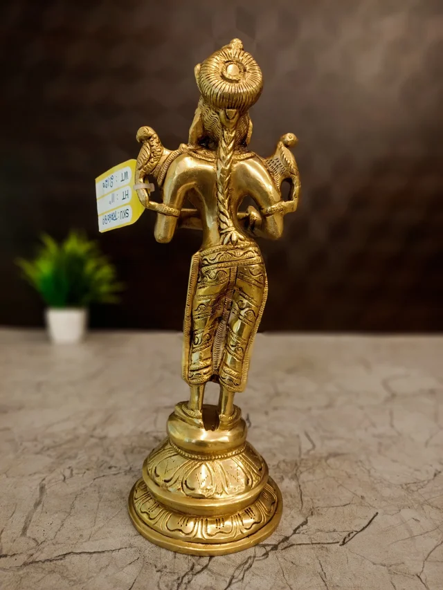 DecorsOne Brass Paavai Diya Standing 11"