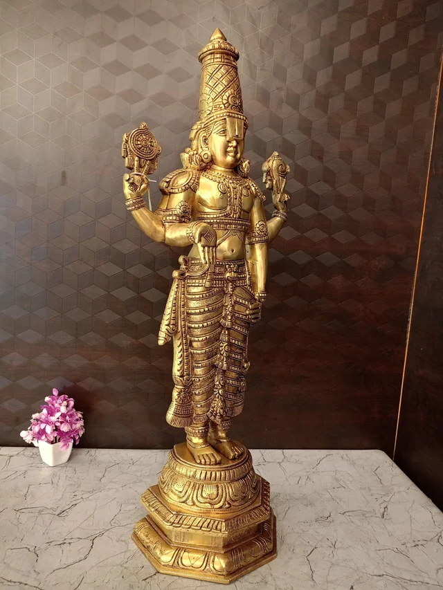 DecorsOne Brass Lord Balaji Idol