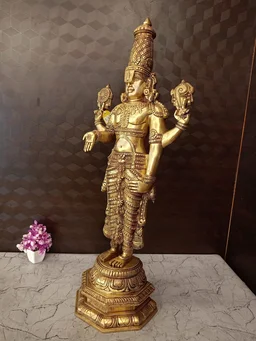 DecorsOne Brass Lord Balaji Idol