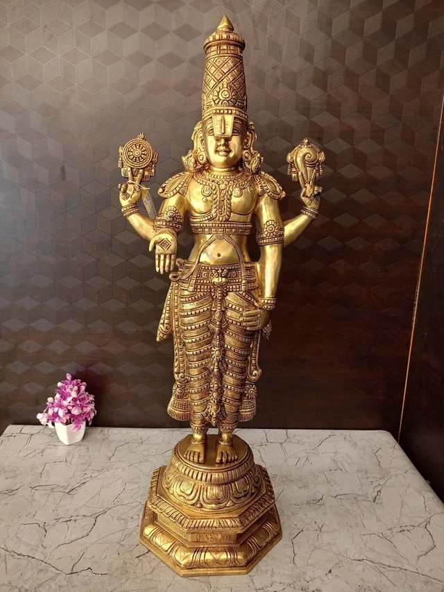 DecorsOne Brass Lord Balaji Idol