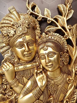 DecorsOne Brass Wall Mount Radha Krishna Decorative Plate