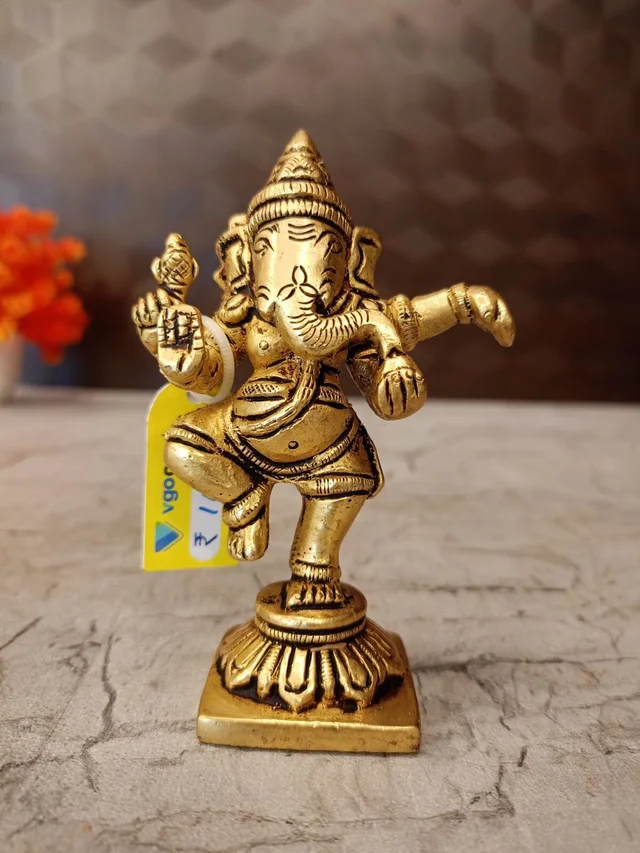DecorsOne Brass Rathna ganesha Statue / Embrace the Divine Rhythm of Joy with Our Brass Dancing Ganesha Idol