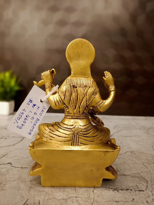 DecorsOne Brass Saraswathi Idol Lotus Base 6.5''