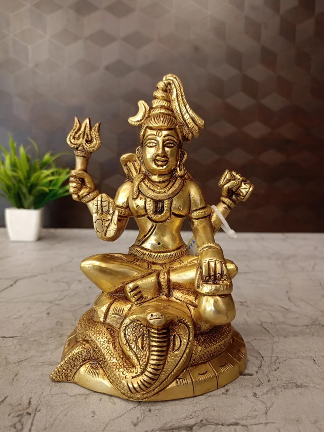 DecorsOne Brass Shiva Sitting On Snake Idol