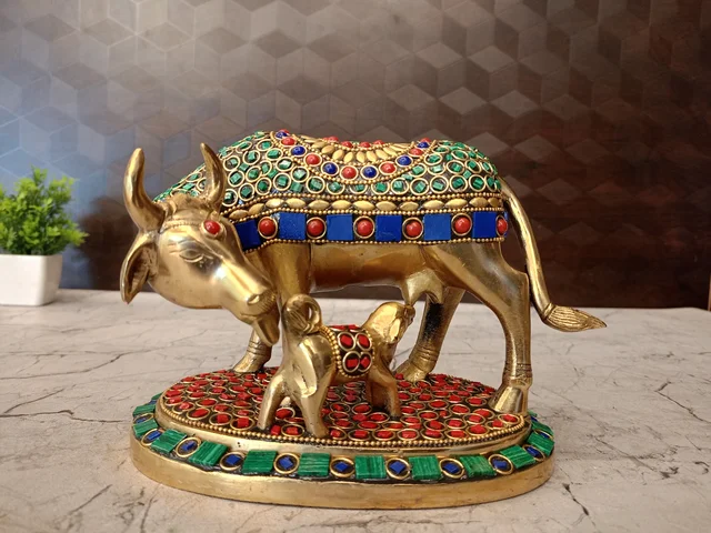 DecorsOne Brass Stone Cow And Calf Idol