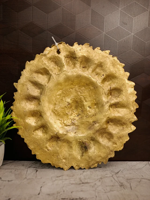 DecorsOne Brass Sun Face Wall Mount 11.5"