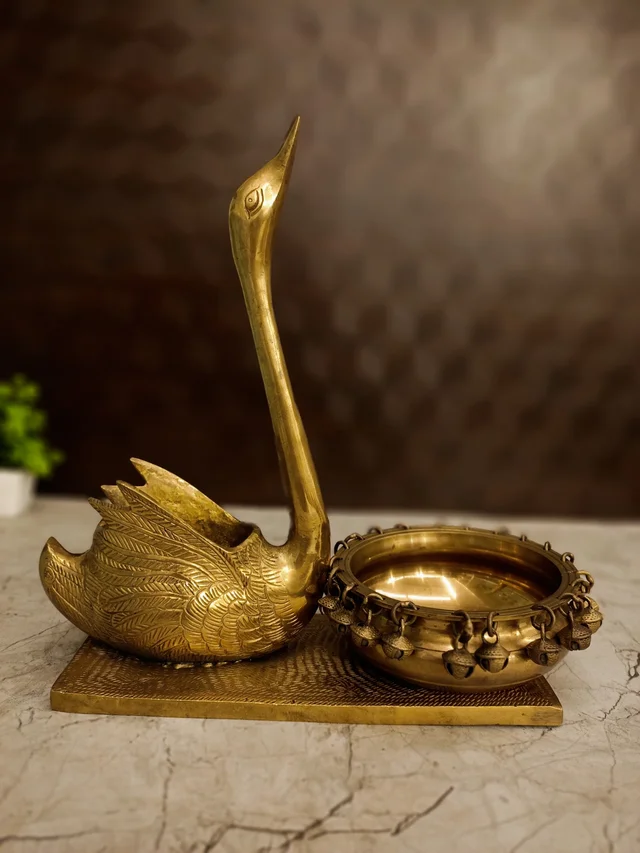 DecorsOne Brass Swan Uruli For Home Decor 13"