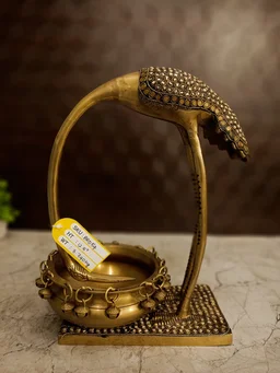 DecorsOne Brass Swan Uruli stone finish 12.5"