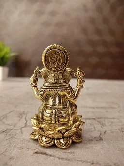 DecorsOne Brass Fine art Ganesha on Lotus Idol