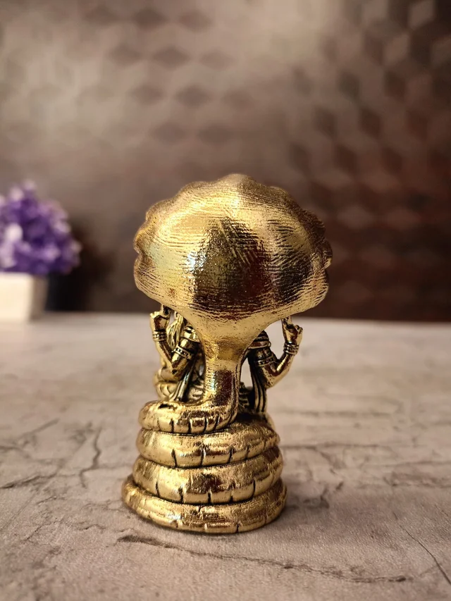 DecorsOne Brass Fine art Lakshmi Narashimar Idol