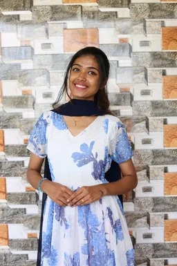 Georgette Feeding Kurti With Shawl - White, XXL