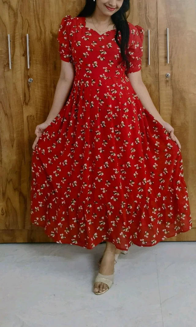 Cherry Red Georgette feeding maxi - M