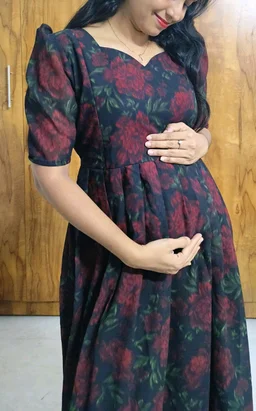 Black Rose Georgette feeding maxi - L