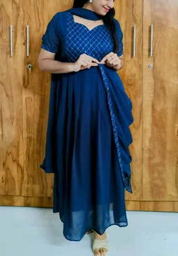 Peacock Blue Georgette Feeding Kurti&Shawl - XL