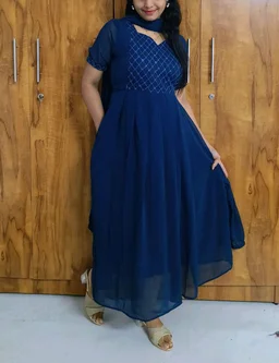 Peacock Blue Georgette Feeding Kurti&Shawl - XL
