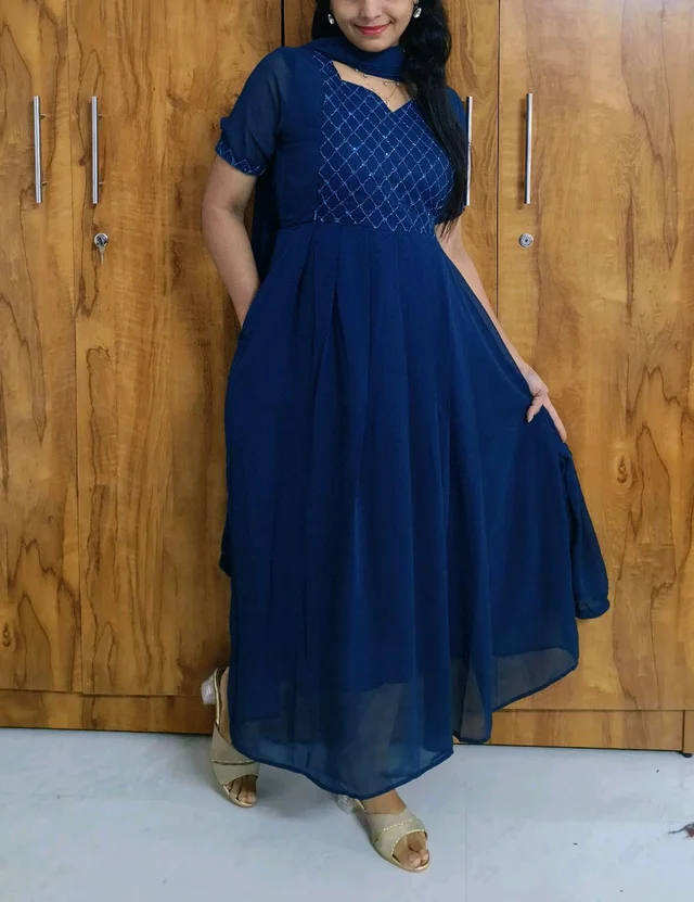 Peacock Blue Georgette Feeding Kurti&Shawl - XL