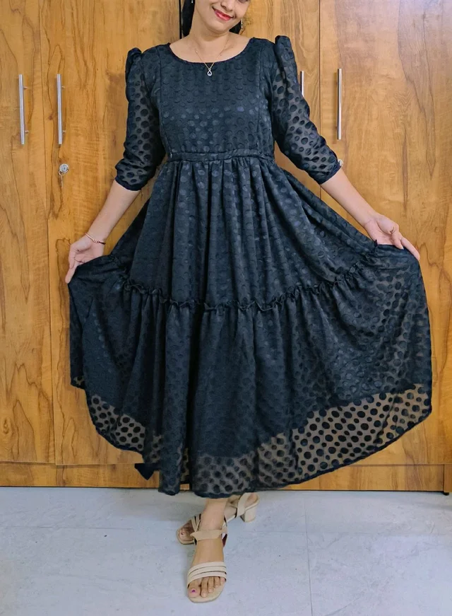 Black Feeding gerogette kurti - XL