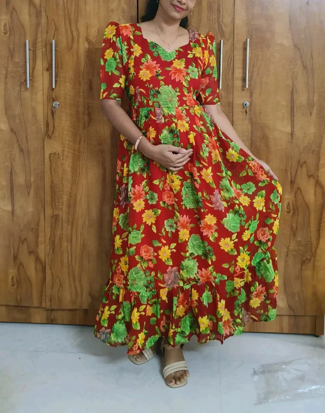 Red Feeding gerogette kurti - XL