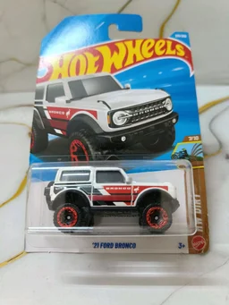 Hot Wheels 21 FORD BRONCO | HW Dirt | White | 213/250