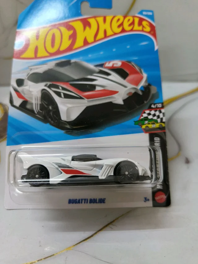 BUGATTI BOLIDE | HW Starting Grid | White | 50/250