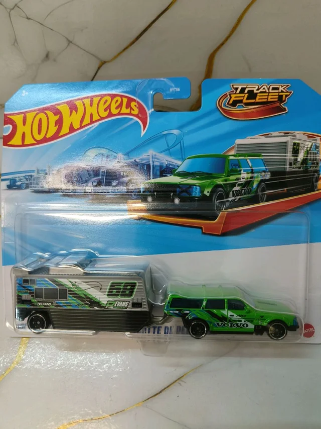 Hot Wheels Track Fleet | Volvo 240 Drift Camper | HYT56