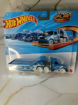 Hot Wheels Track Fleet | Semi Rodger Dodger | HYT56