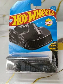 Hot Wheels Armored Batmobile | Batman | Black | 233/250