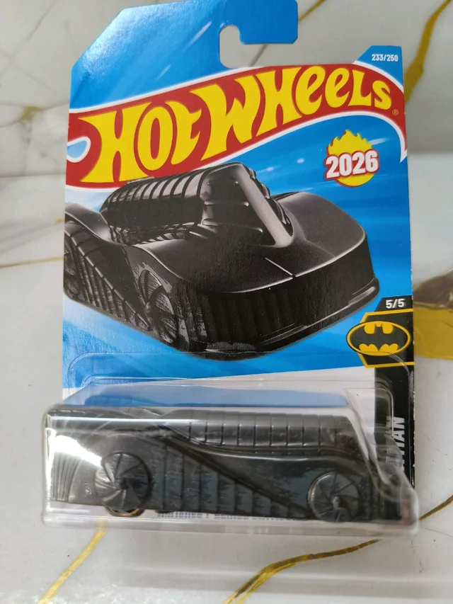 Hot Wheels Armored Batmobile | Batman | Black | 233/250
