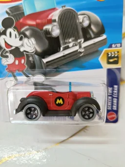 Hot Wheels Mickey Mouse Car | Screen Time | Red | 236/250