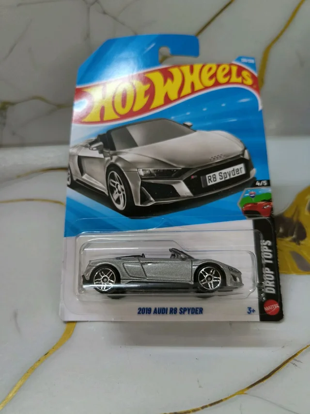 2019 Audi R8 Spyder | Drop Tops | Silver | 130/250
