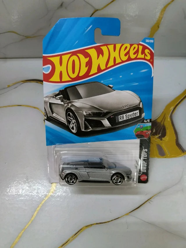 Hot Wheels 2019 Audi R8 Spyder | Drop Tops | Silver | 130/250