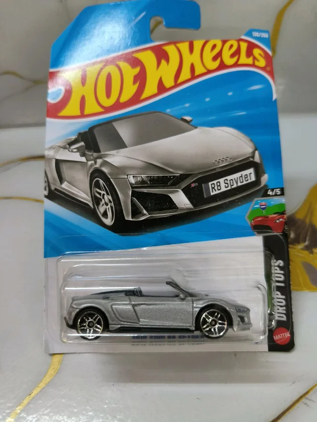 Hot Wheels 2019 Audi R8 Spyder | Drop Tops | Silver | 130/250