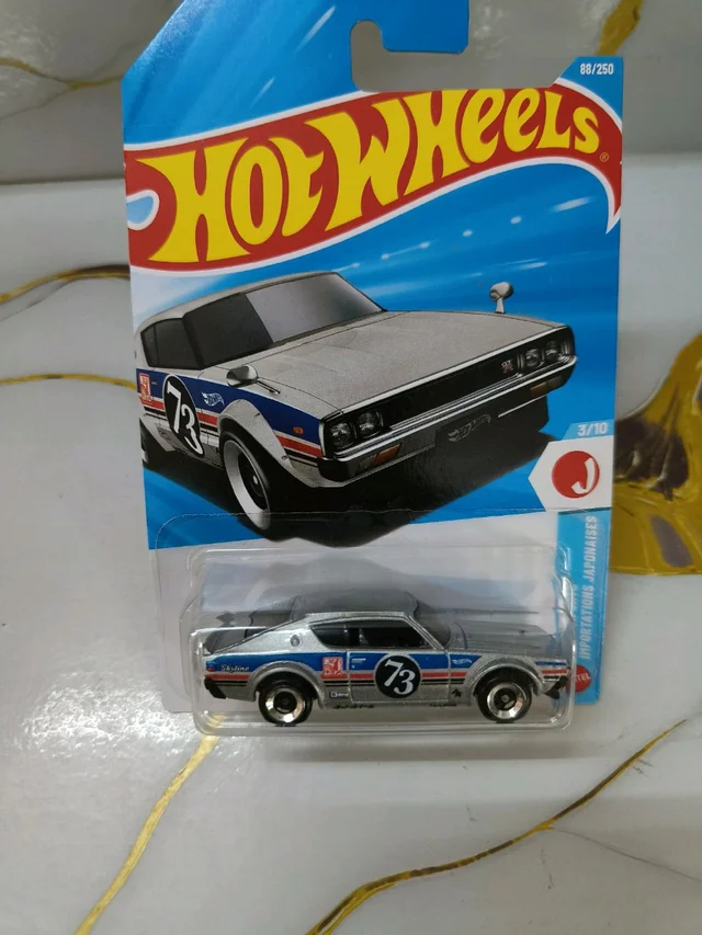 Hot Wheels Nissan Skyline 2000 GT-R | HW J-Imports | Metalflake Silver | 88/250