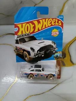 Hot Wheels Aston Martin DB5 Safari Edition | HW Dirt | White | 243/250