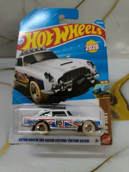 Hot Wheels Aston Martin DB5 Safari Edition | HW Dirt | White | 243/250