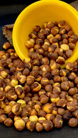 Sikandar Radhe Roasted Chana Bhuna Chana with Skin 200g - Foil Pack