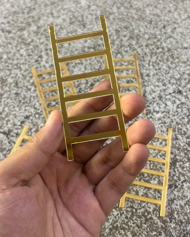 Acrylic Ladder 