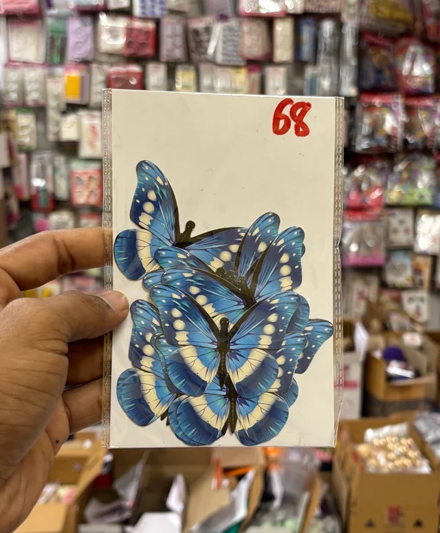PAPER BUTTERFLY - Delight 68