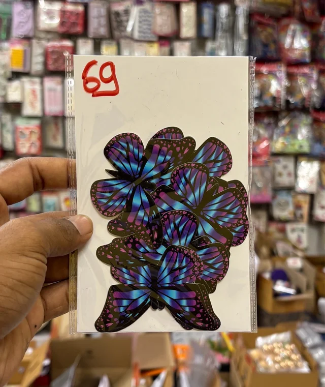 PAPER BUTTERFLY - Delight 69