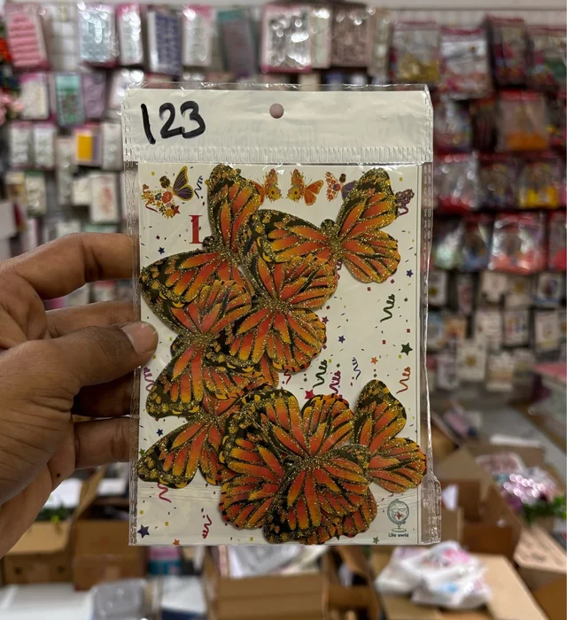 PAPER BUTTERFLY - Delight 123